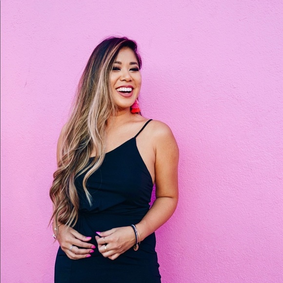 Meet your Posher, Samantha! - Picture 1 of 1